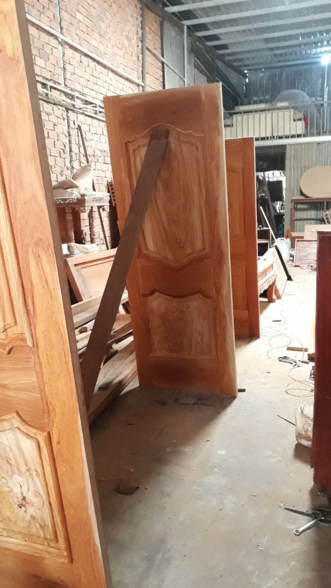 Xưởng sản xuất cửa gỗ tự nhiên tphcm - Củ Chi, Hóc Môn, Nhà Bè