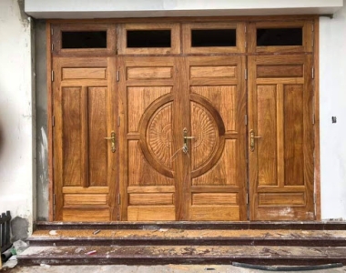 Xưởng thiết kế cửa gỗ theo yêu cầu