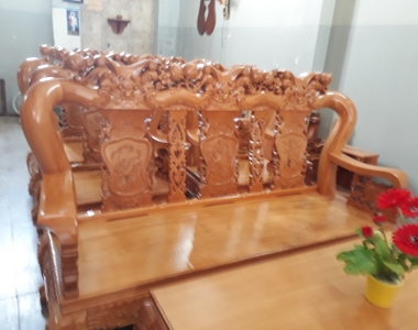 Lựa chọn mua bàn ghế gỗ phòng khách tại Nội Thất Minh Hiếu